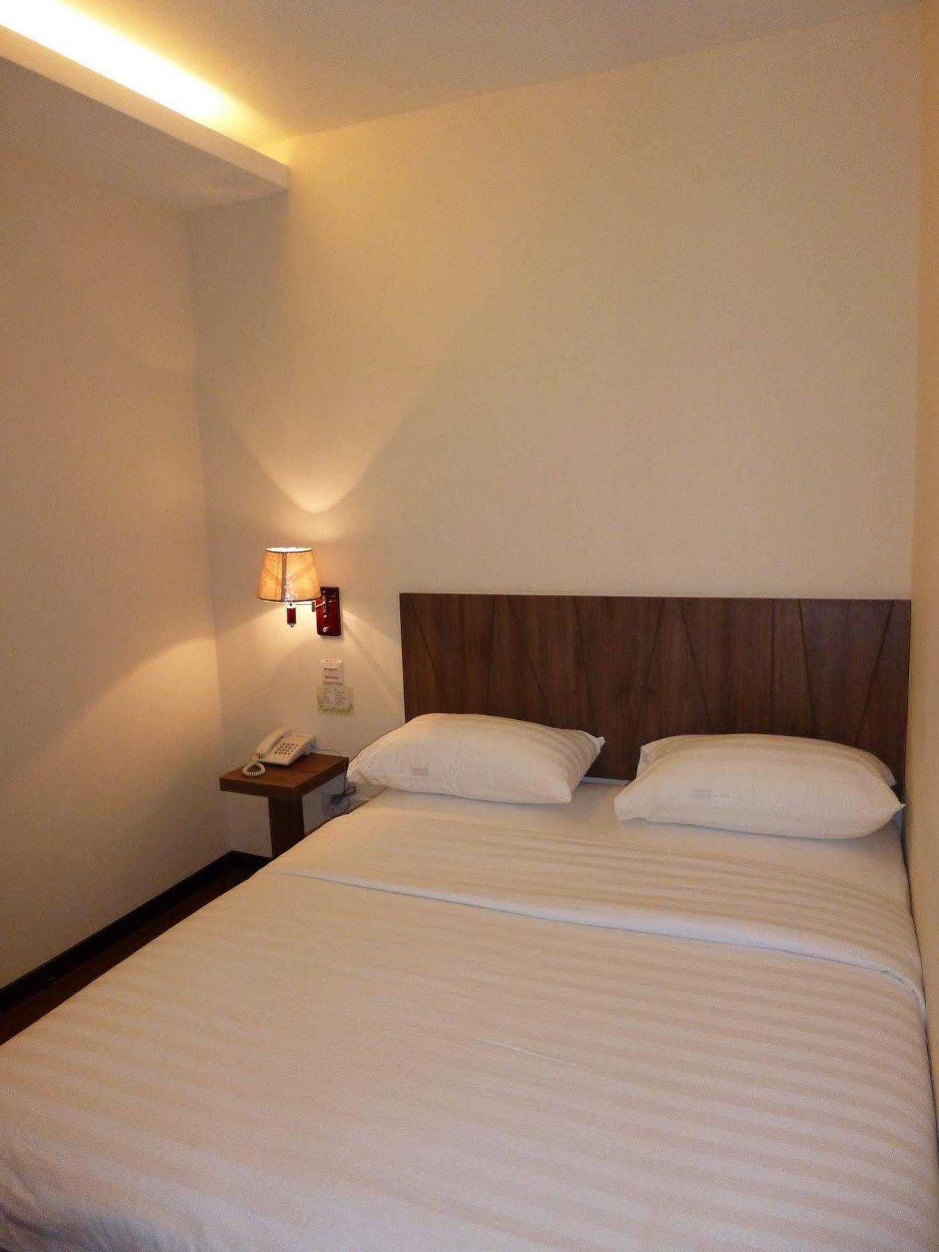 9 Square Hotel - Bangi Esterno foto
